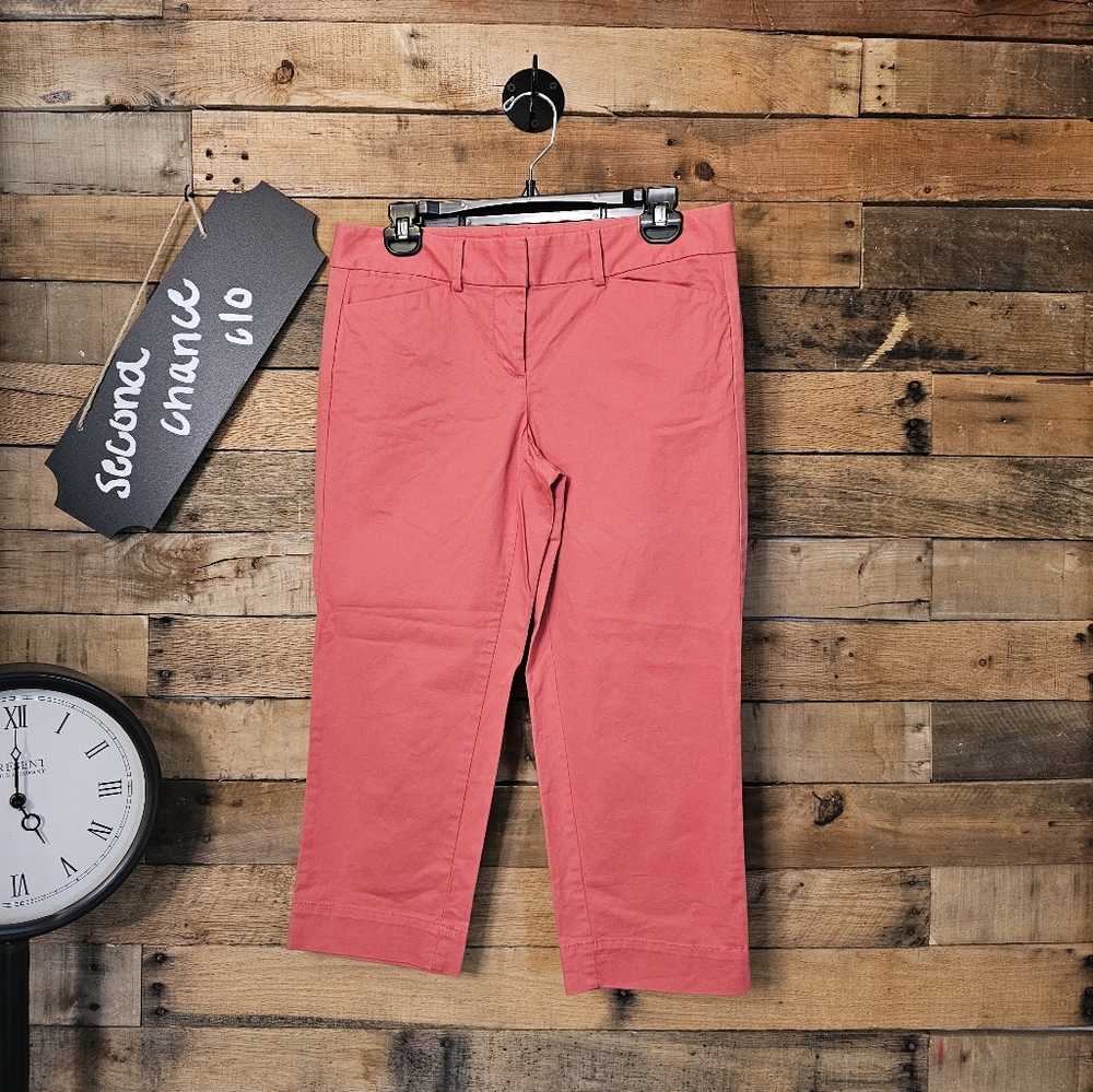 Ann Taylor LOFT Marisa salmon cropped Capri pants Size 4P